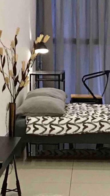 Flexi Check In 10Min To Klcc Next To Hospital Gleneagle Apartment Kuala Lumpur Luaran gambar